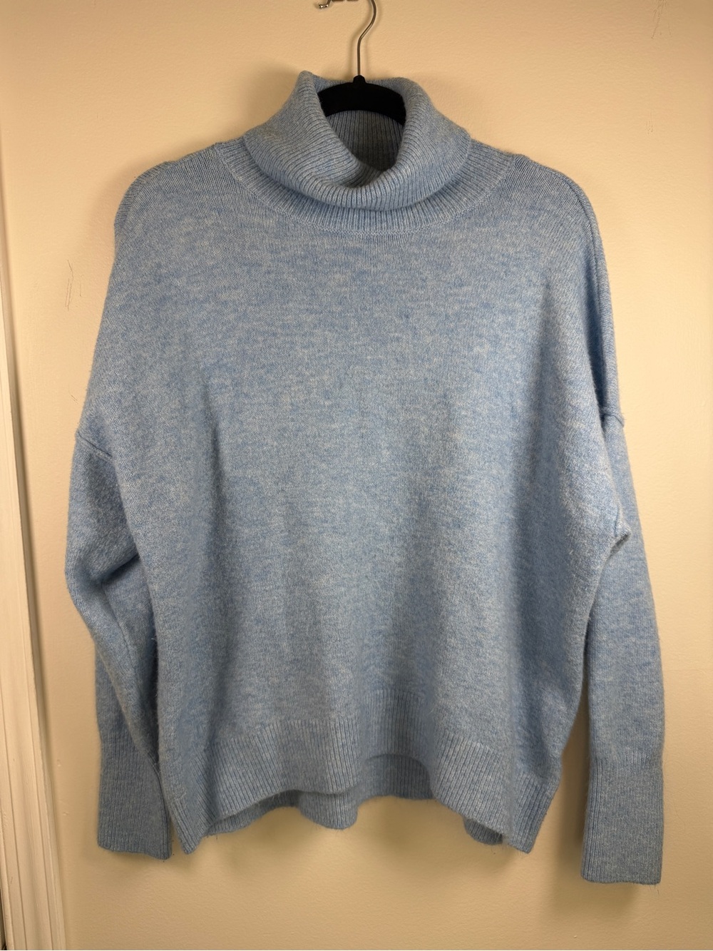 Vince Camuto Light Blue Turtleneck Drop Shoulder Slouchy Sweater Size L